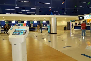 Mall del Sur Cineplanet image