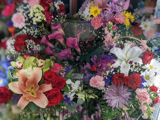 Florist «De Palma Florist», reviews and photos, 146 Rockaway Ave, Valley Stream, NY 11580, USA