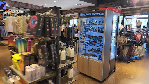 Clothing Store «Tillys», reviews and photos, 27150 Alicia Pkwy, Laguna Niguel, CA 92677, USA