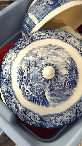 Thrift Store «Bridge the Gap Thrift Store», reviews and photos, 44 S Laurel St, Bridgeton, NJ 08302, USA