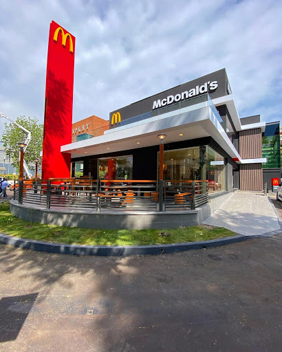 Tiendas McDonald's San Bernardo
