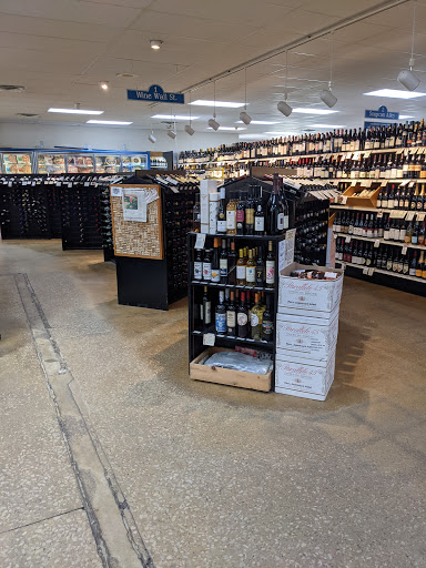 Grocery Store «Main Street Market», reviews and photos, 7770 Wisconsin 42, Egg Harbor, WI 54209, USA