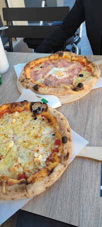 Plats et boissons du Pizzeria Pizza Mia à Gignac - n°11
