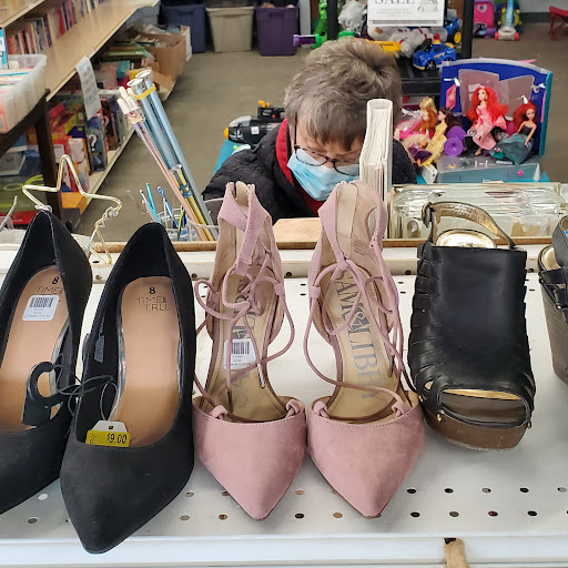 Thrift Store «Stone Soup Thrift Shop», reviews and photos, 950 3rd St # 120, St Paul Park, MN 55071, USA