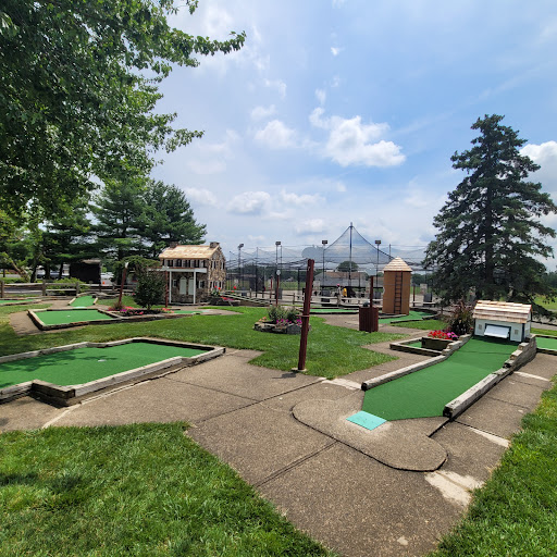 Golf Course «Waltz Golf Farm», reviews and photos, 303 W Ridge Pike, Limerick, PA 19468, USA