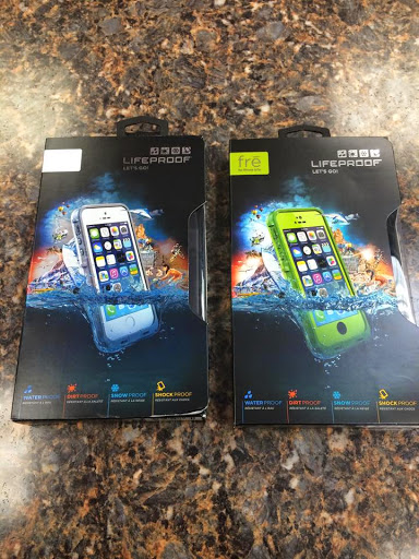 Mobile Phone Repair Shop «Mobile Rescue Tech Repair Danbury - iPad, iPhone Screen Repair», reviews and photos, 132 Federal Rd, Danbury, CT 06811, USA