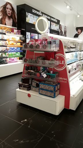 Cosmetics Store «SEPHORA», reviews and photos, 3000 184th St SW #302, Lynnwood, WA 98037, USA