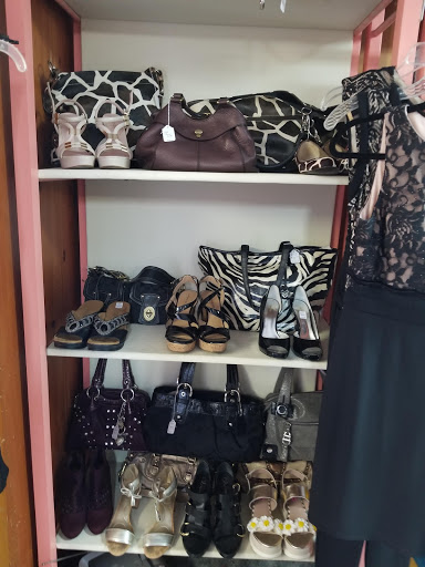 Consignment Shop «New To You Consignment Shop», reviews and photos, 6707 Massachusetts Ave, New Port Richey, FL 34653, USA