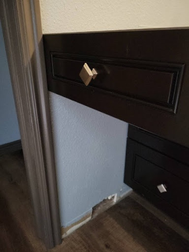 Cabinet Maker «EXPRESS CABINETS INC», reviews and photos, 1738 State St, Orem, UT 84058, USA