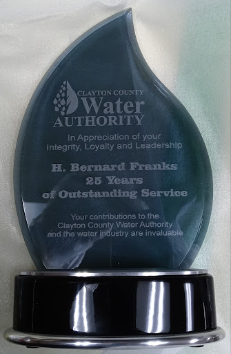 Sporting Goods Store «Jonesboro Sports Center», reviews and photos, 277 N Main St, Jonesboro, GA 30236, USA