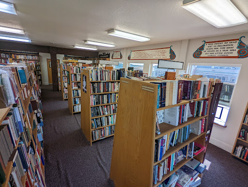 Used Book Store «Gold Beach Books», reviews and photos, 29707 Ellensburg Ave, Gold Beach, OR 97444, USA