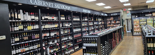 Wine Store «Sound Shore Liquor Pantry», reviews and photos, 800 E Boston Post Rd, Mamaroneck, NY 10543, USA