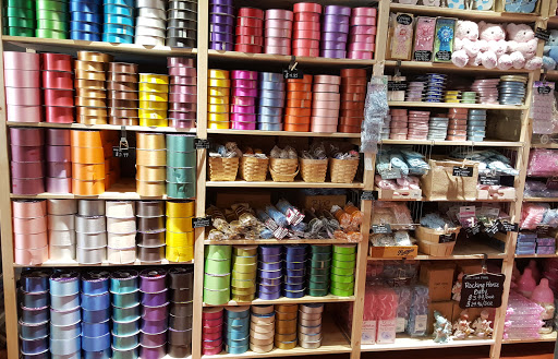 Party Store «Jenly Wholesale Inc Party Supplies», reviews and photos, 15420 SW 136th St Unit 19, Miami, FL 33196, USA