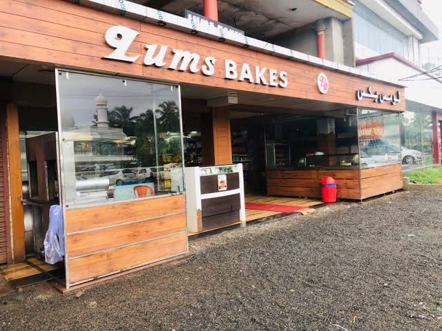 Lums Bakery