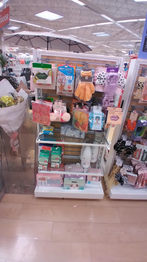 Department Store «Marshalls & HomeGoods», reviews and photos, 6128 Grand Ave, Gurnee, IL 60031, USA