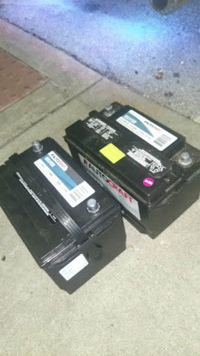 Auto Parts Store «Advance Auto Parts», reviews and photos, 2422 W Broadway, Louisville, KY 40211, USA