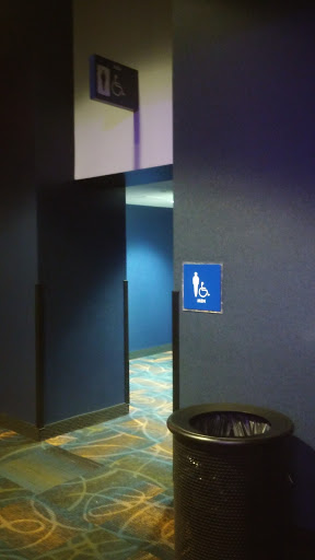 Movie Theater «Regal Cinemas College Station 14», reviews and photos, 415 W College St, Springfield, MO 65806, USA