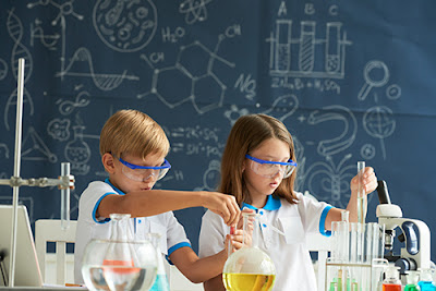 Les Petits Atomes à Paris