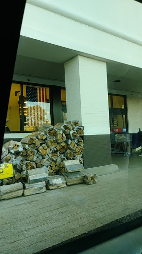 Grocery Store «Kroger», reviews and photos, 960 Main St, Tupelo, MS 38801, USA