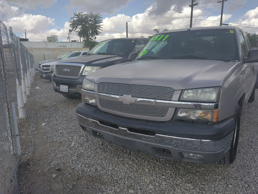 Used Car Dealer «El Chaparro Auto Sales», reviews and photos, 2215 E California Ave, Bakersfield, CA 93307, USA