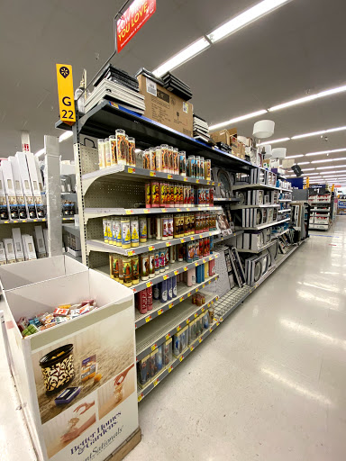 Discount Store «Walmart», reviews and photos, 555 E Townline Rd, Vernon Hills, IL 60061, USA