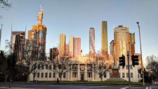 RMIT Graduate School of Business and Law