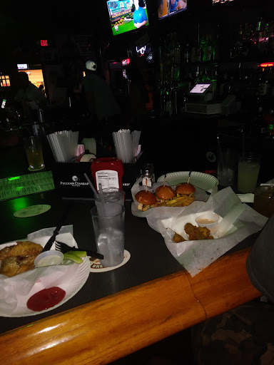 Bowling Alley «Holiday Bowling Center & Sports Bar», reviews and photos, 106 E Pembroke Rd, Hallandale Beach, FL 33009, USA