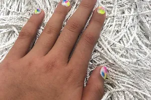 K And T Nails image