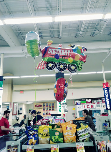 Grocery Store «Giant Food Stores», reviews and photos, 1000 Scott Town Plz, Bloomsburg, PA 17815, USA