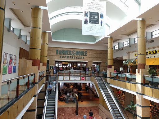 Book Store «Barnes & Noble», reviews and photos, 113 W County Center, Des Peres, MO 63131, USA