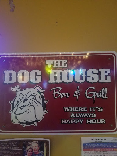 Bar & Grill «The Dog House Bar & Grill», reviews and photos, 2029 Woodlynn Ave, St Paul, MN 55109, USA