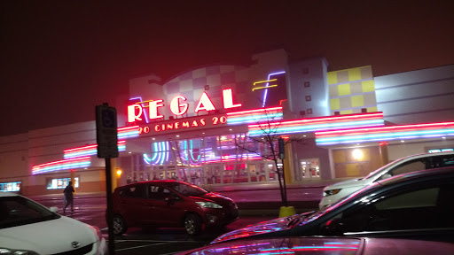 Movie Theater «Regal Cinemas Cobblestone Square 20», reviews and photos, 5500 Cobblestone Rd, Elyria, OH 44035, USA
