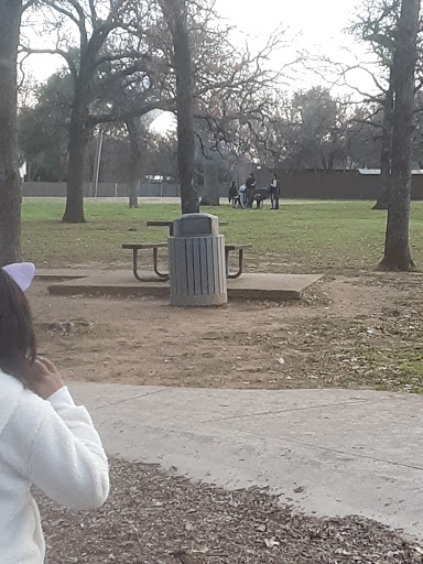 Park «Clarence Thompson Park», reviews and photos, 1600 Brown Blvd, Arlington, TX 76011, USA