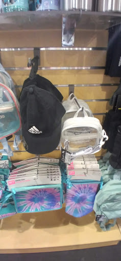 Shoe Store «DSW Designer Shoe Warehouse», reviews and photos, 7555 W Bell Rd, Peoria, AZ 85382, USA