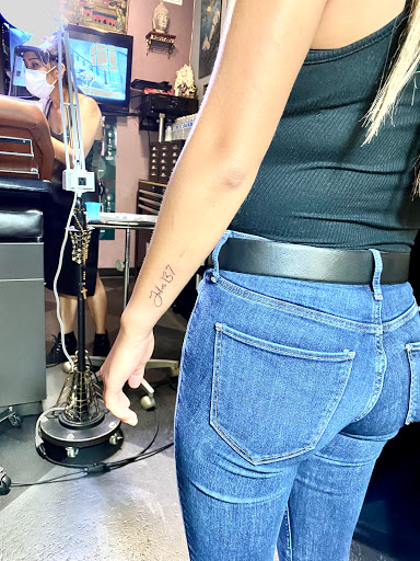Tattoo Shop «Pare Eddie Tattoo & Piercing Salon», reviews and photos, 14181 Newport Ave e, Tustin, CA 92780, USA