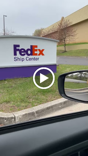 Shipping and Mailing Service «FedEx Ship Center», reviews and photos, 7066 Golden Ring Rd, Baltimore, MD 21237, USA