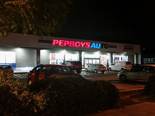 Auto Parts Store «Pep Boys Auto Parts & Service», reviews and photos, 254 W Olive Ave, Burbank, CA 91502, USA