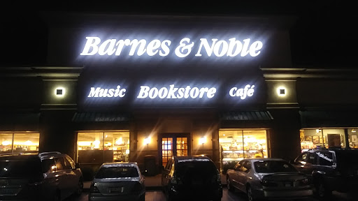 Book Store «Barnes & Noble», reviews and photos, 735 Haywood Rd, Greenville, SC 29607, USA