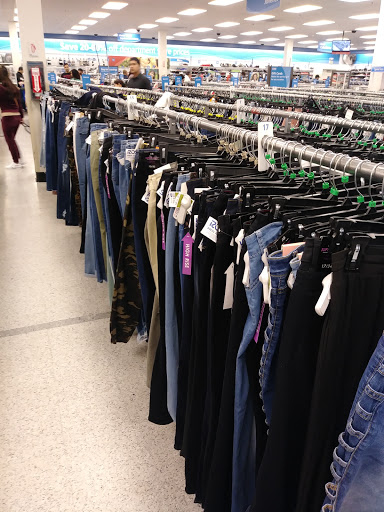 Clothing Store «Ross Dress for Less», reviews and photos, 1299 Colusa Ave, Yuba City, CA 95991, USA