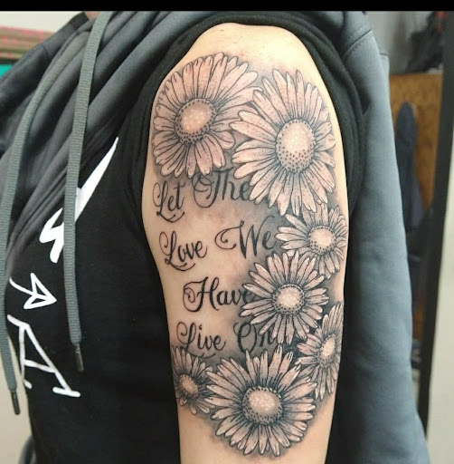 Tattoo Shop «Diablo Ink Tattoo», reviews and photos, 2049 Contra Costa Blvd, Pleasant Hill, CA 94523, USA