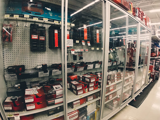 Hardware Store «Sears Appliance and Hardware Store», reviews and photos, 1800 W Henderson Rd, Columbus, OH 43220, USA