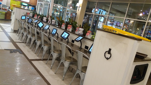 Outlet Mall «Tanger Outlet Riverhead», reviews and photos, 200 Tanger Mall Dr, Riverhead, NY 11901, USA