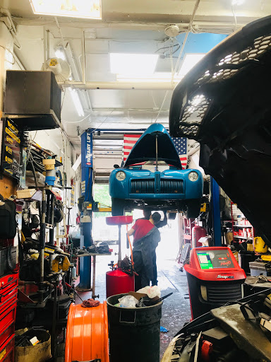 Auto Repair Shop «Floral Park Gas & Auto Repair», reviews and photos, 286 Jericho Turnpike, Floral Park, NY 11001, USA