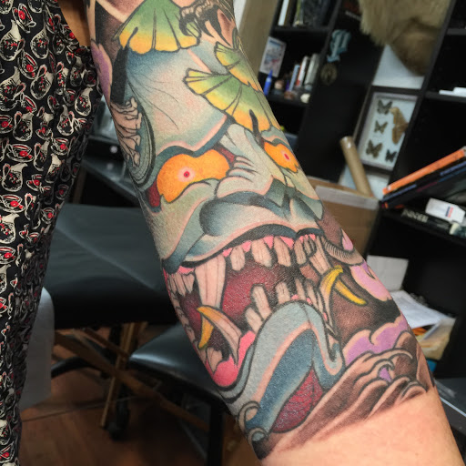 Tattoo Shop «Relic Tattoo Studio», reviews and photos, 801 County Line Rd, Horsham, PA 19044, USA