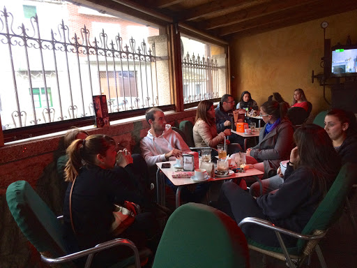 Información y opiniones sobre El Patio de Sotillo De La Adrada