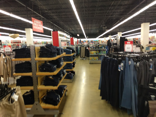 Outlet Store «VF Outlet», reviews and photos, 3939 I-35 #450, San Marcos, TX 78666, USA