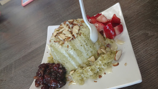 Dessert Shop «Vampire Penguin Shaved Snow and Desserts», reviews and photos, 9135 W Stockton Blvd, Elk Grove, CA 95758, USA