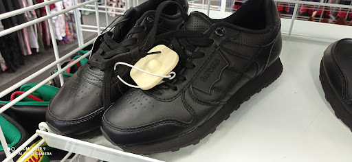 Clothing Store «Citi Trends», reviews and photos, 237 E Lewis and Clark Pkwy, Clarksville, IN 47129, USA