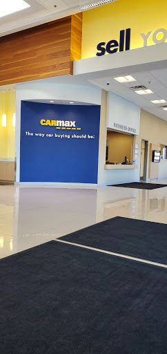 Used Car Dealer «CarMax», reviews and photos, 4431 28th St SE, Kentwood, MI 49512, USA