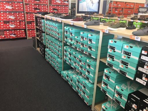 Shoe Store «Rack Room Shoes», reviews and photos, 3050 E Lohman Ave Ste E, Las Cruces, NM 88011, USA